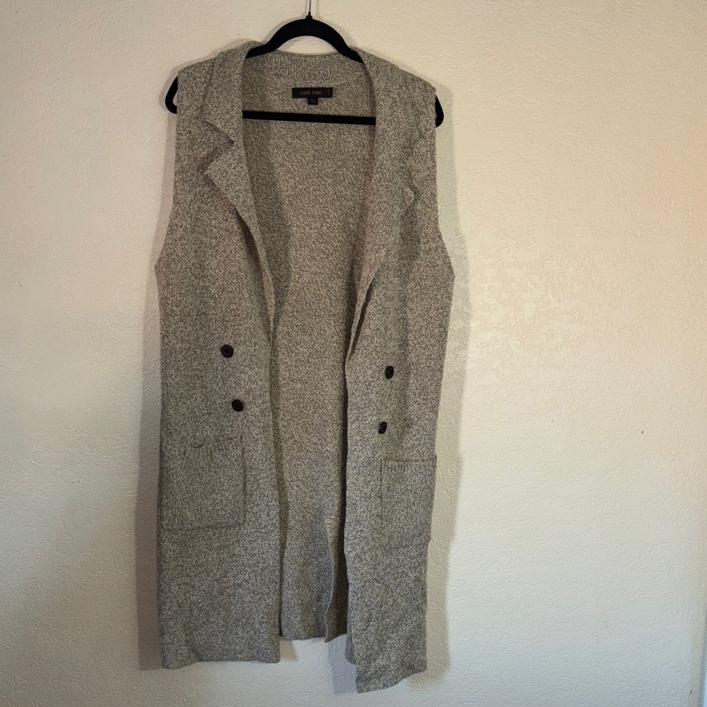 Love Tree Gray Sleeveless Cardigan Vest